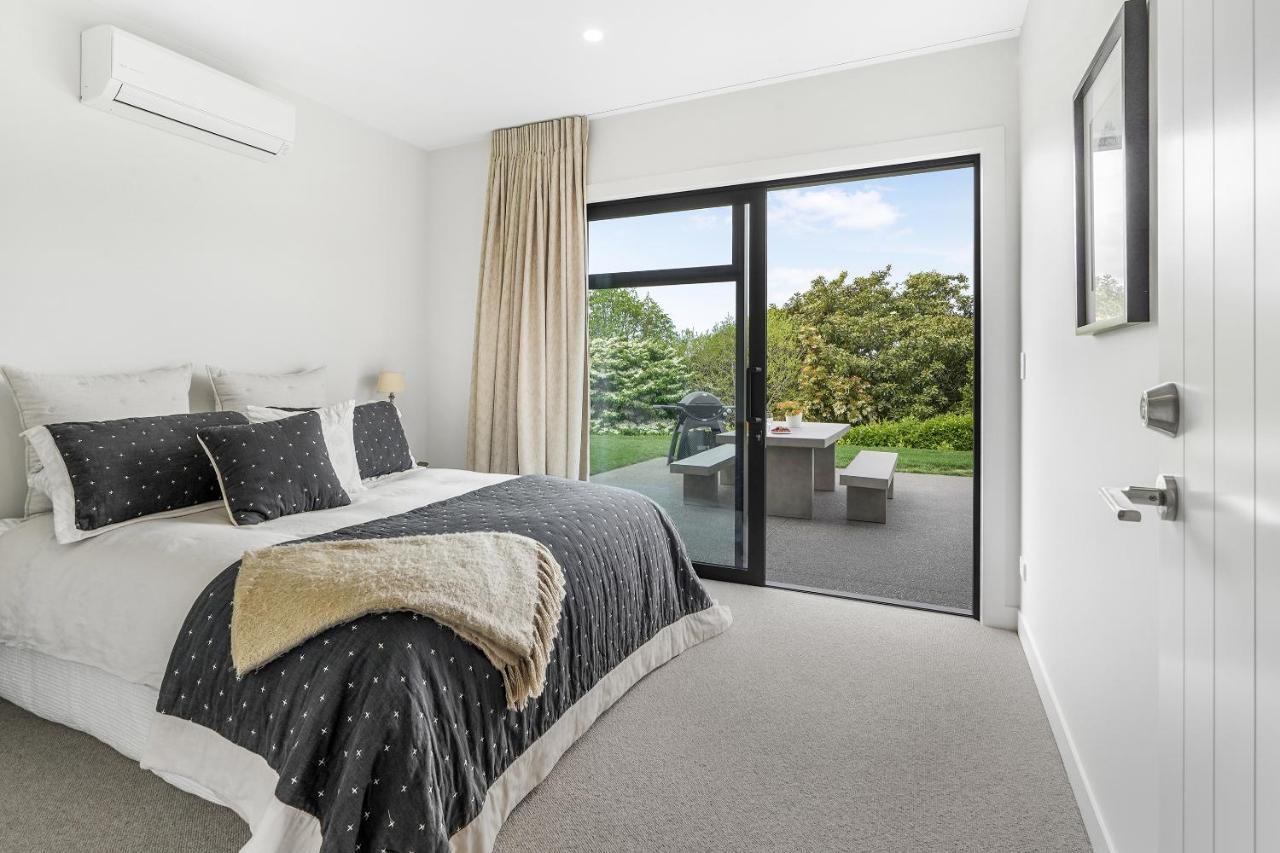 Lakeside Karapiro Downstairs Apartment 케임브리지 외부 사진
